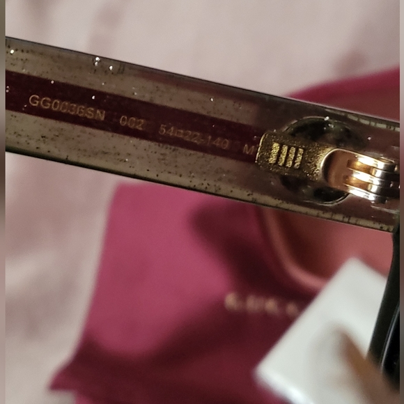Gucci Sunglasses authentic - Picture 6 of 8